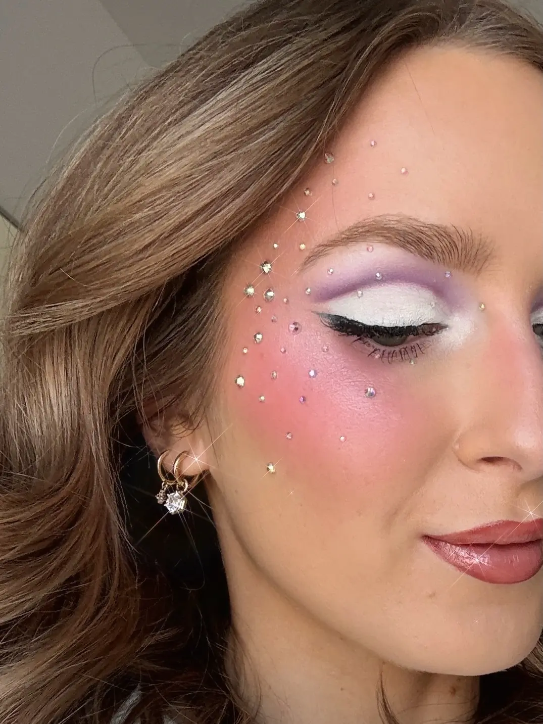 Muse espiègle, frissons à deux - Image 1